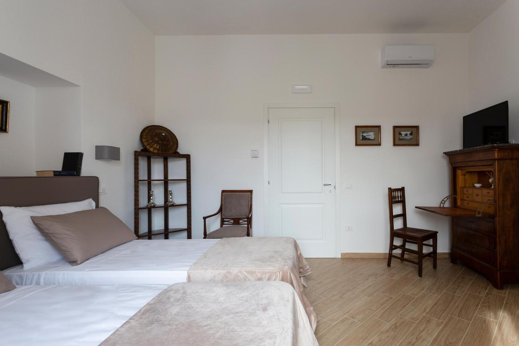 Residenza 33 Hotel Naples Luaran gambar