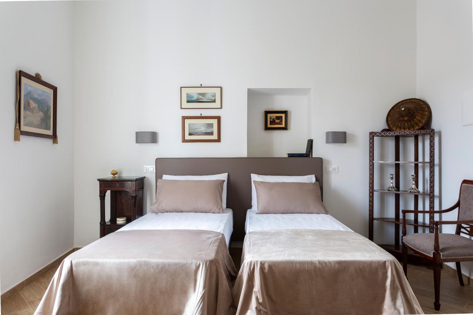Residenza 33 Hotel Naples Luaran gambar