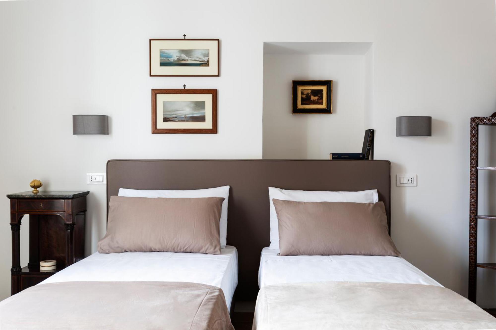 Residenza 33 Hotel Naples Luaran gambar
