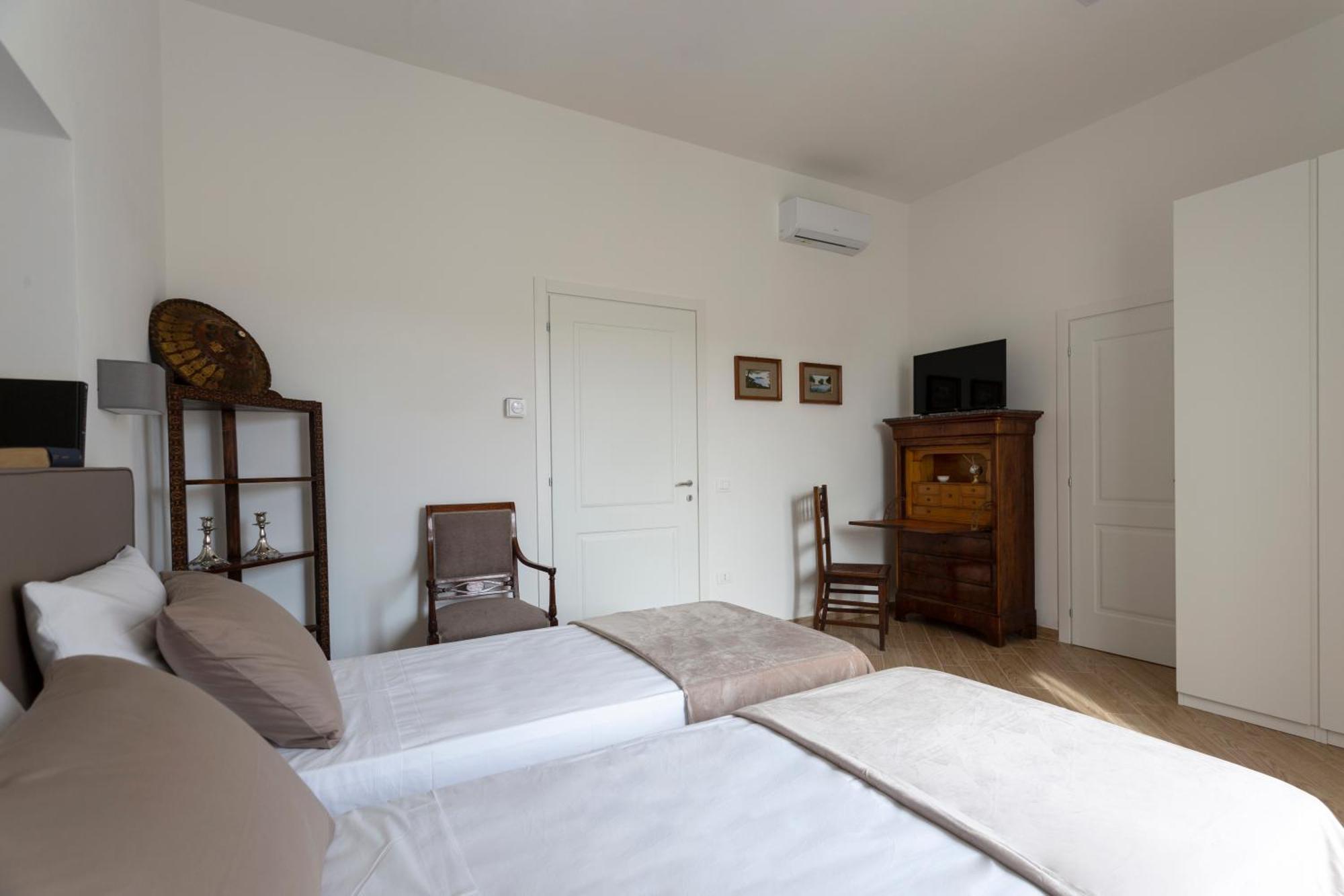 Residenza 33 Hotel Naples Luaran gambar