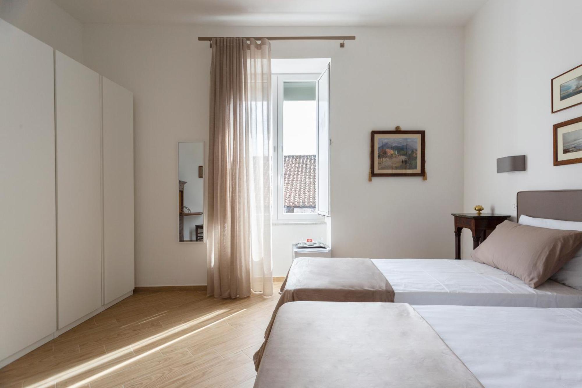 Residenza 33 Hotel Naples Luaran gambar