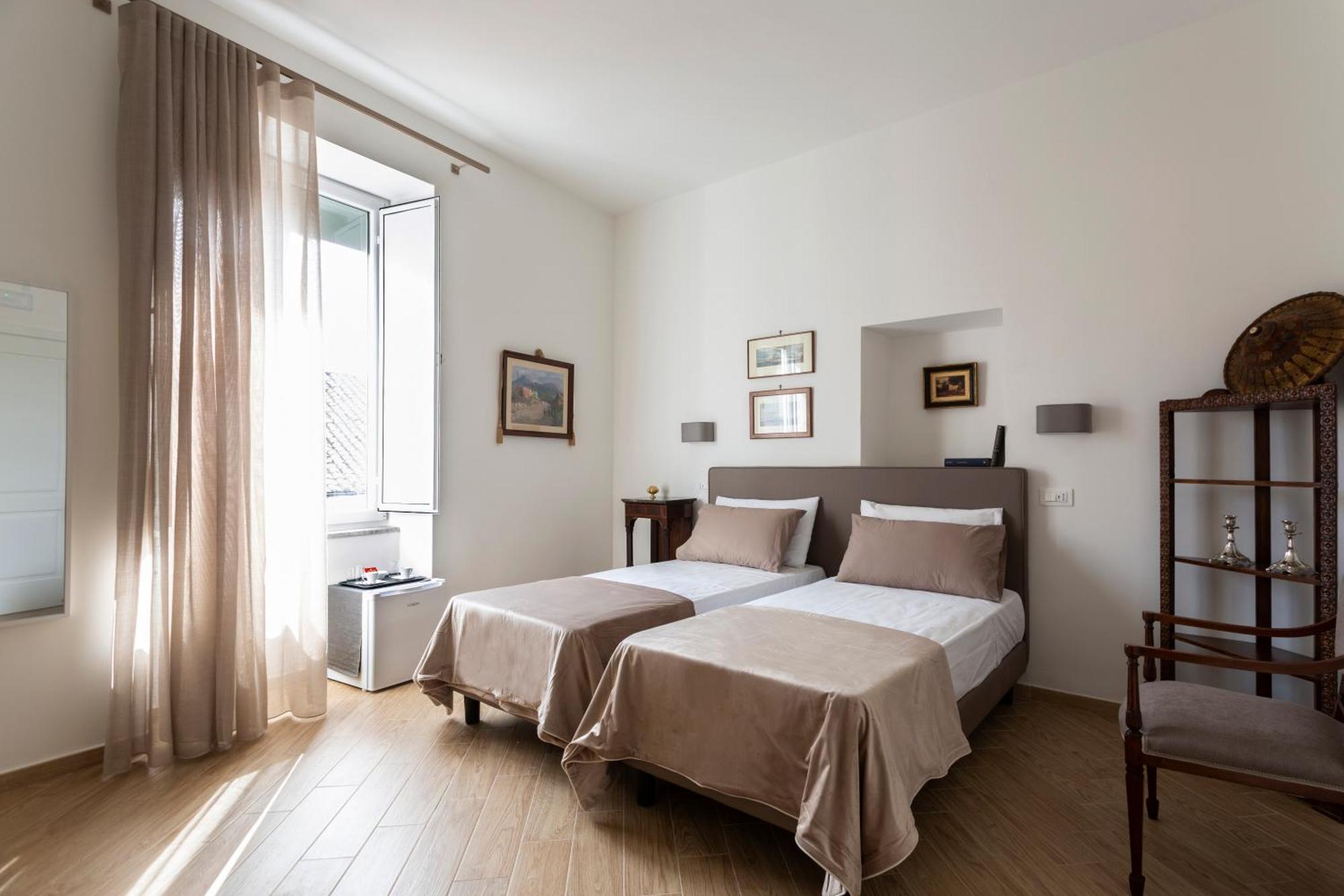 Residenza 33 Hotel Naples Luaran gambar